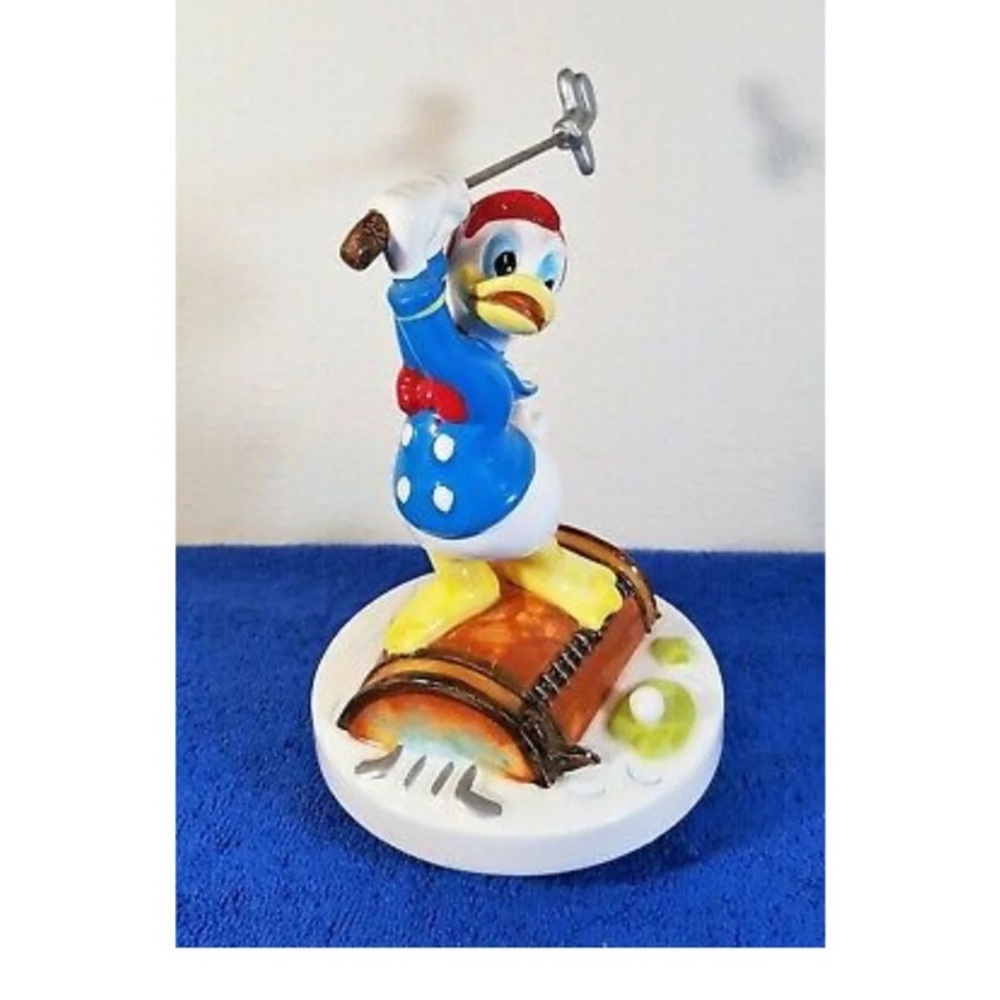 Vintage Donald Duck Music box Japan Walt Disney
